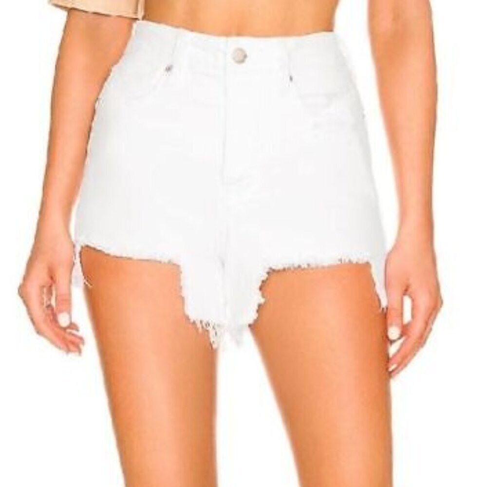 Good American Bombshell Short High Rise Raw Hem White‎ Denim